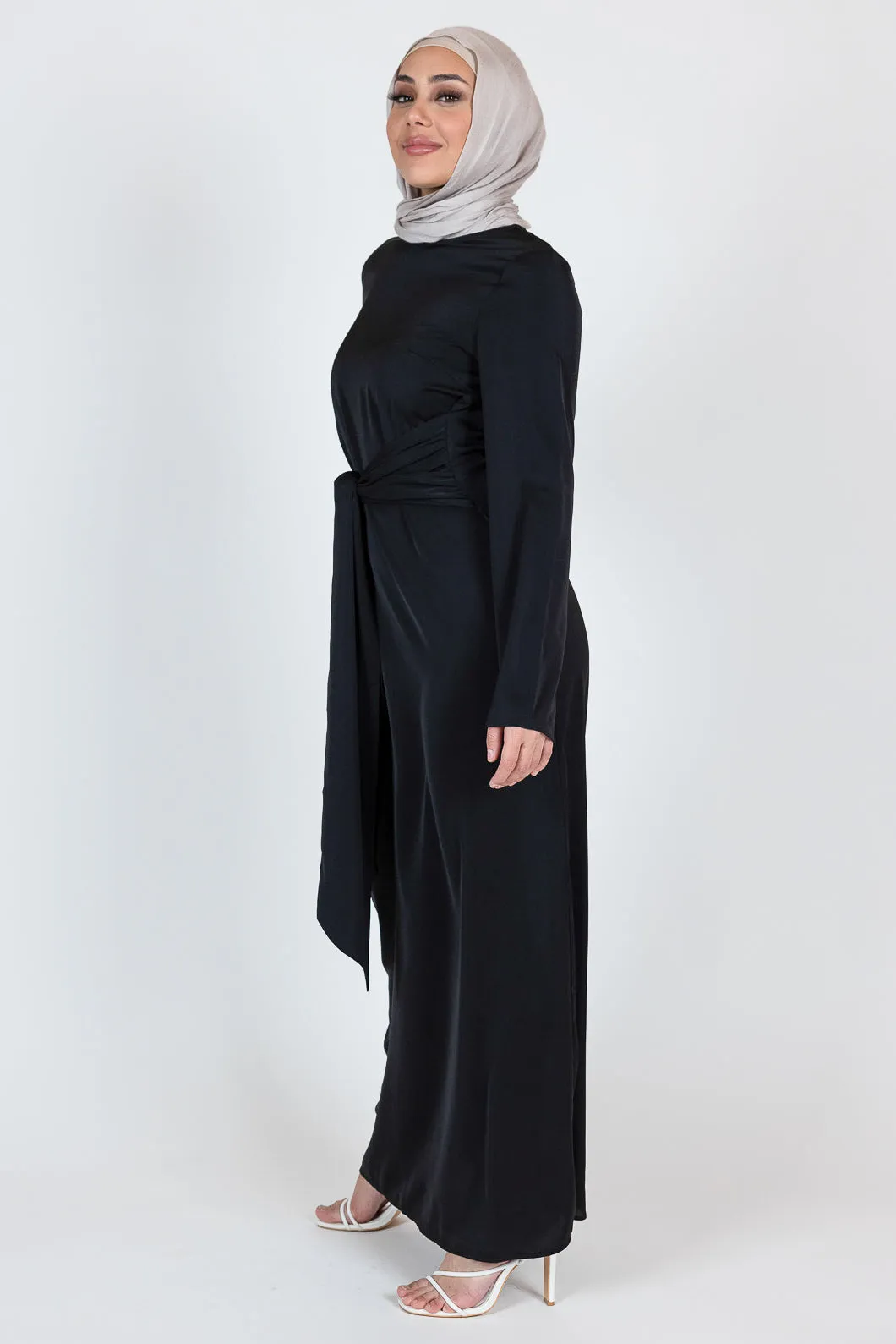 Daya Tie Abaya