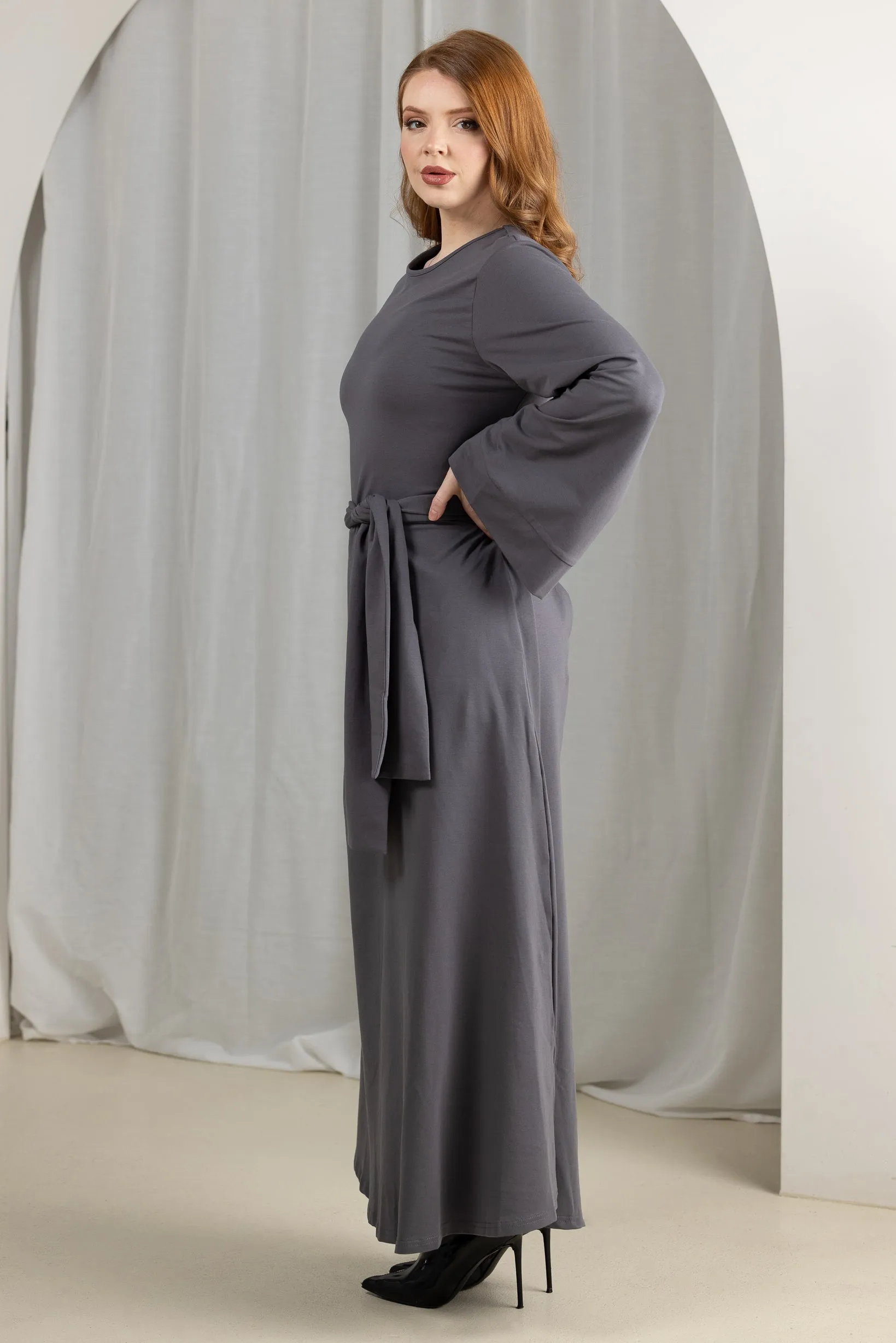 Eminent Megara Waist Tie Abaya