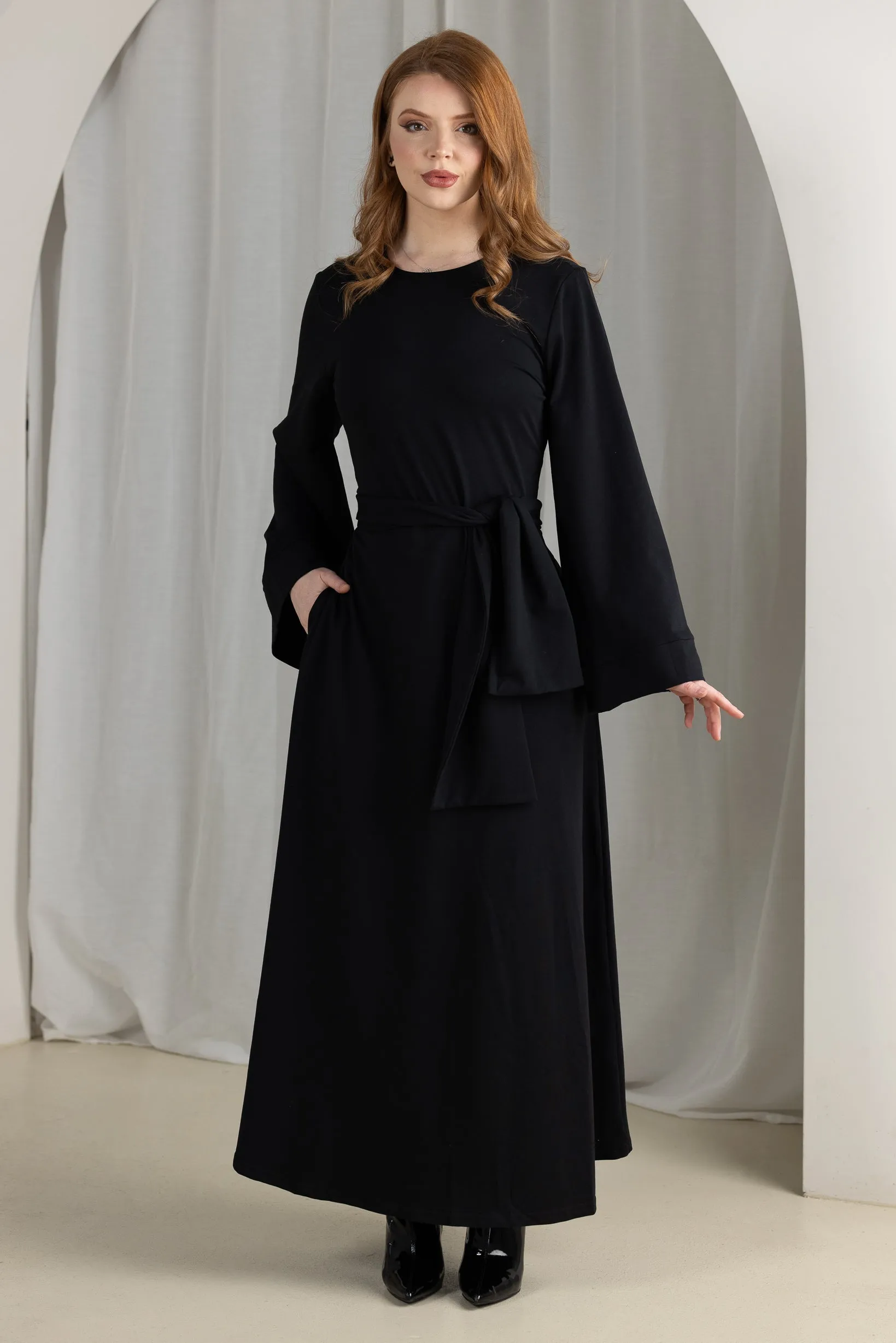 Eminent Megara Waist Tie Abaya