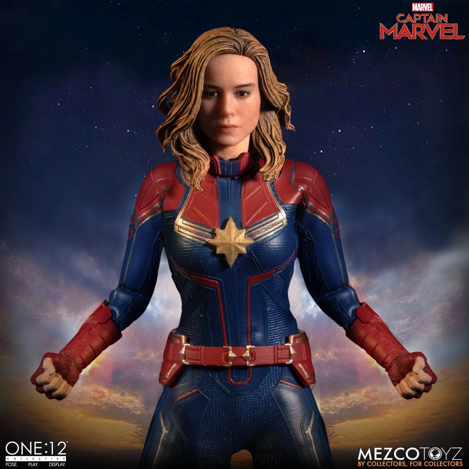 Mezco Toyz Captain Marvel One:12 Action Figure